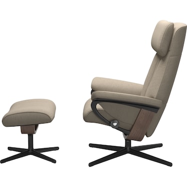 Stressless® Paul (M) Cross Base Recliner with Ottoman