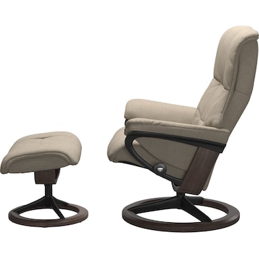 Stressless® Mayfair (L) Signature Base Recliner with Ottoman