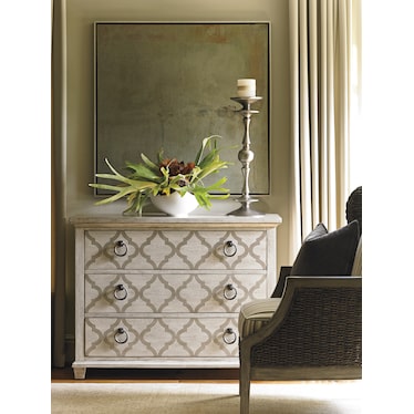 Lexington Oyster Bay Wood Hall Chest
