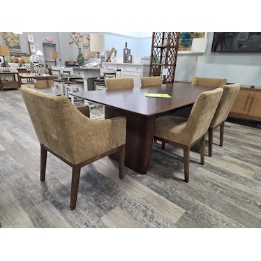 Dining Table w/ 6 Chairs
