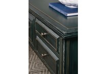 dark green     