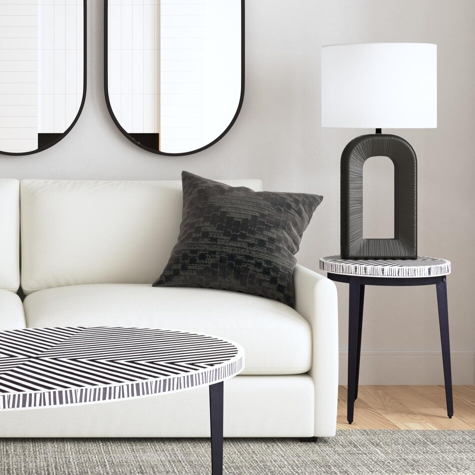 lt  