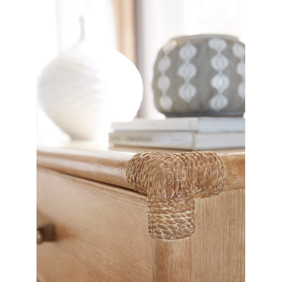 light wood     