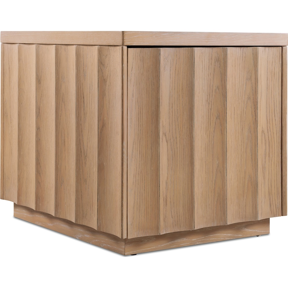 light wood     