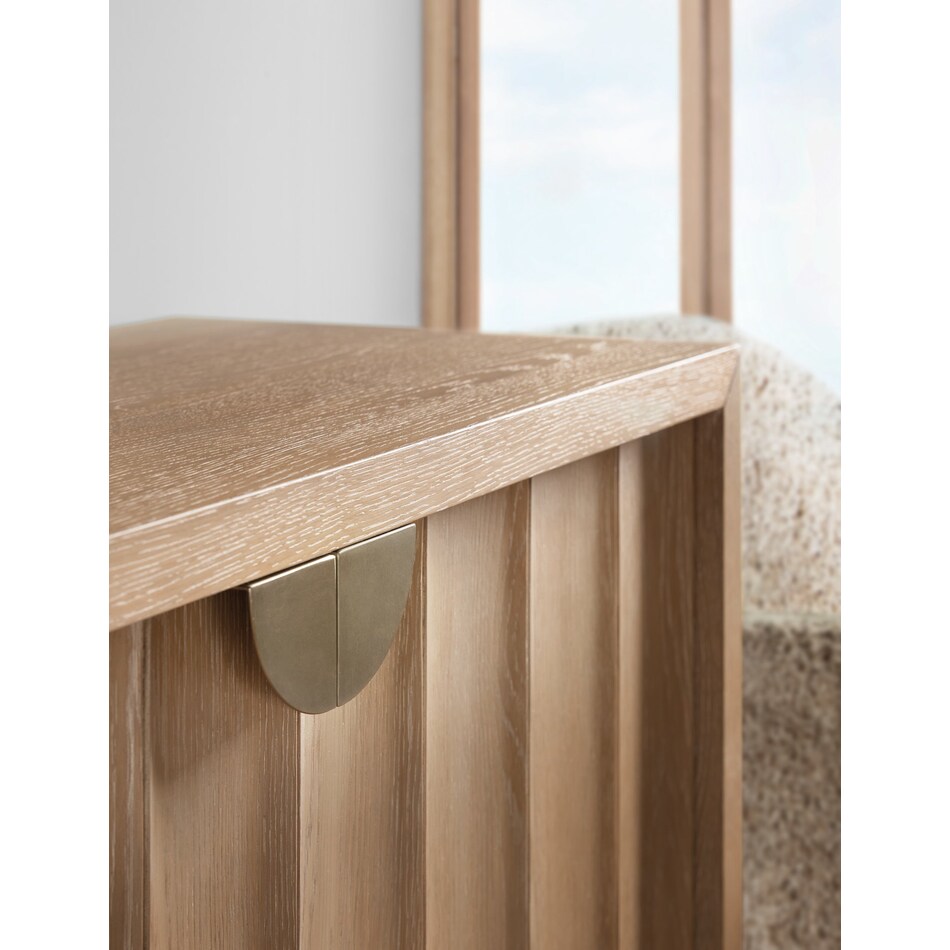 light wood     