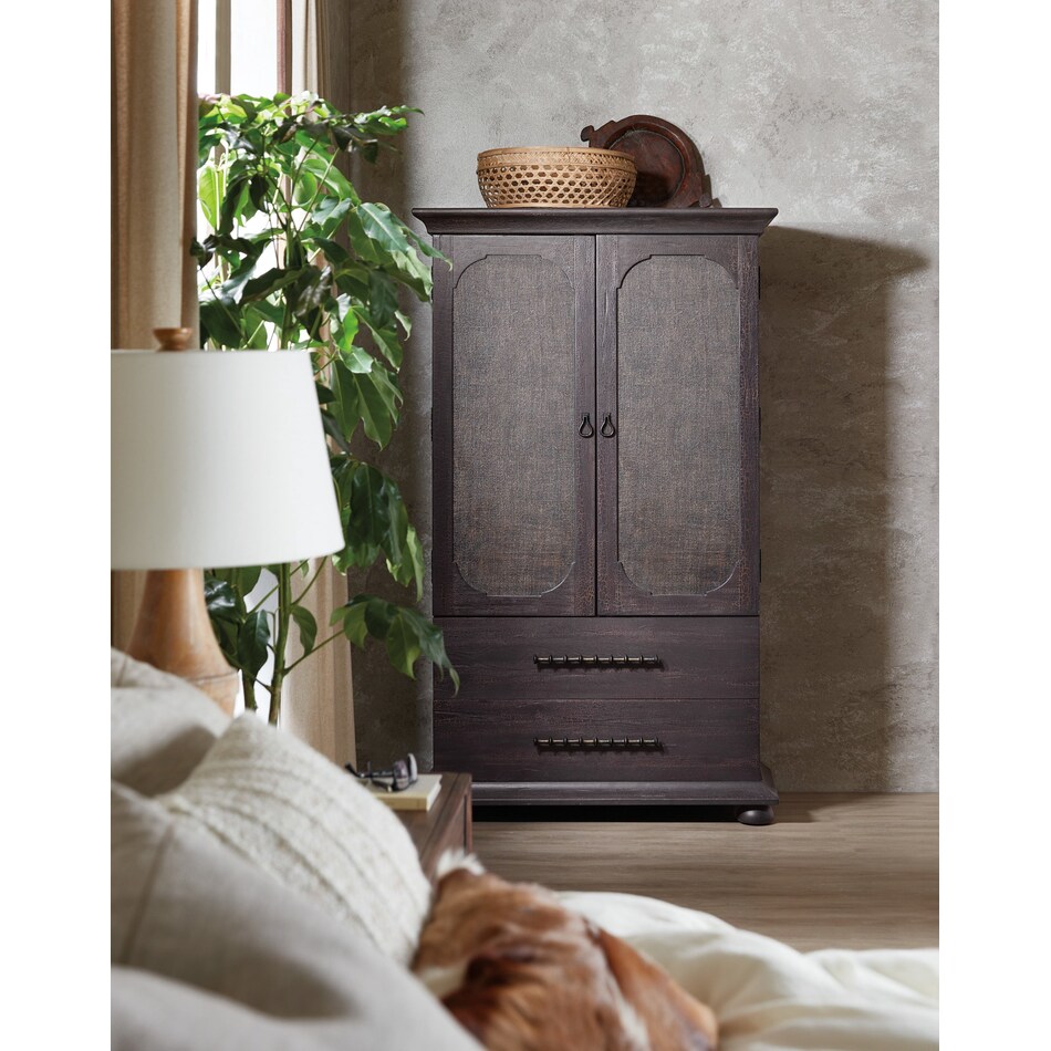 medium brown     