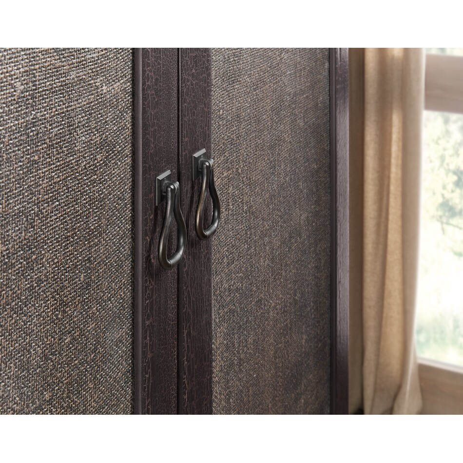 medium brown     