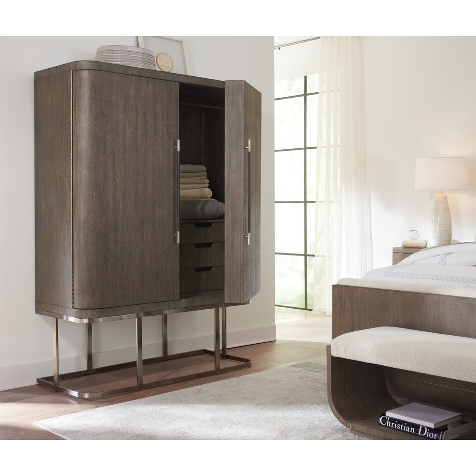 medium brown     