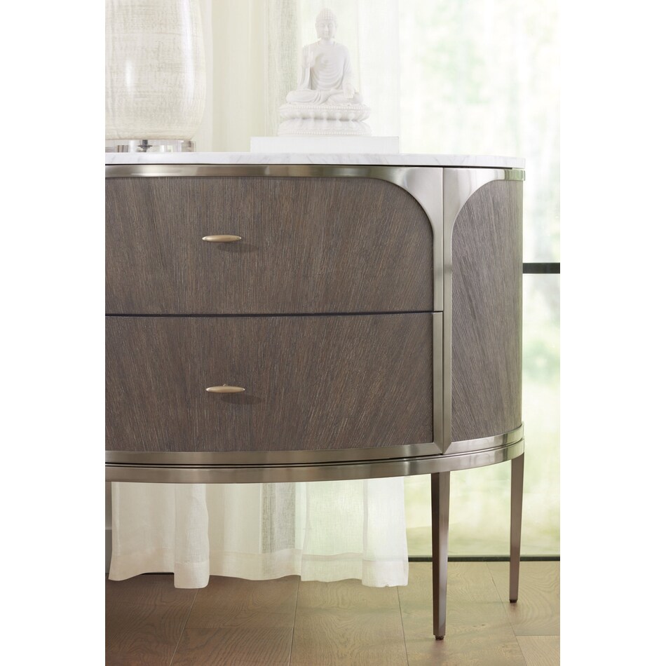 medium brown     