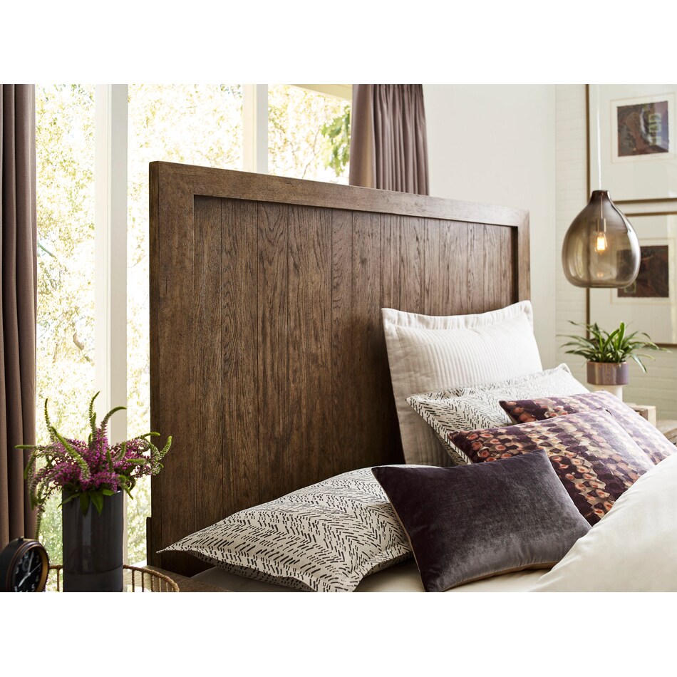 medium wood  r  