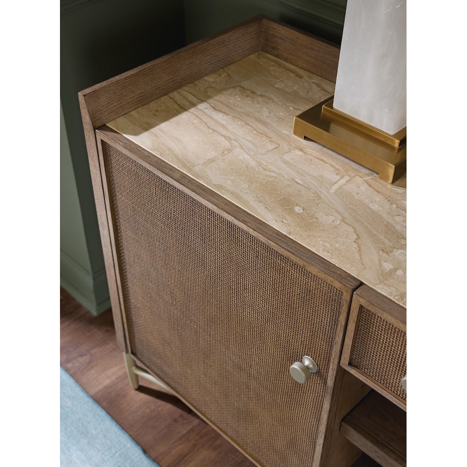 medium wood     