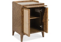 medium wood     