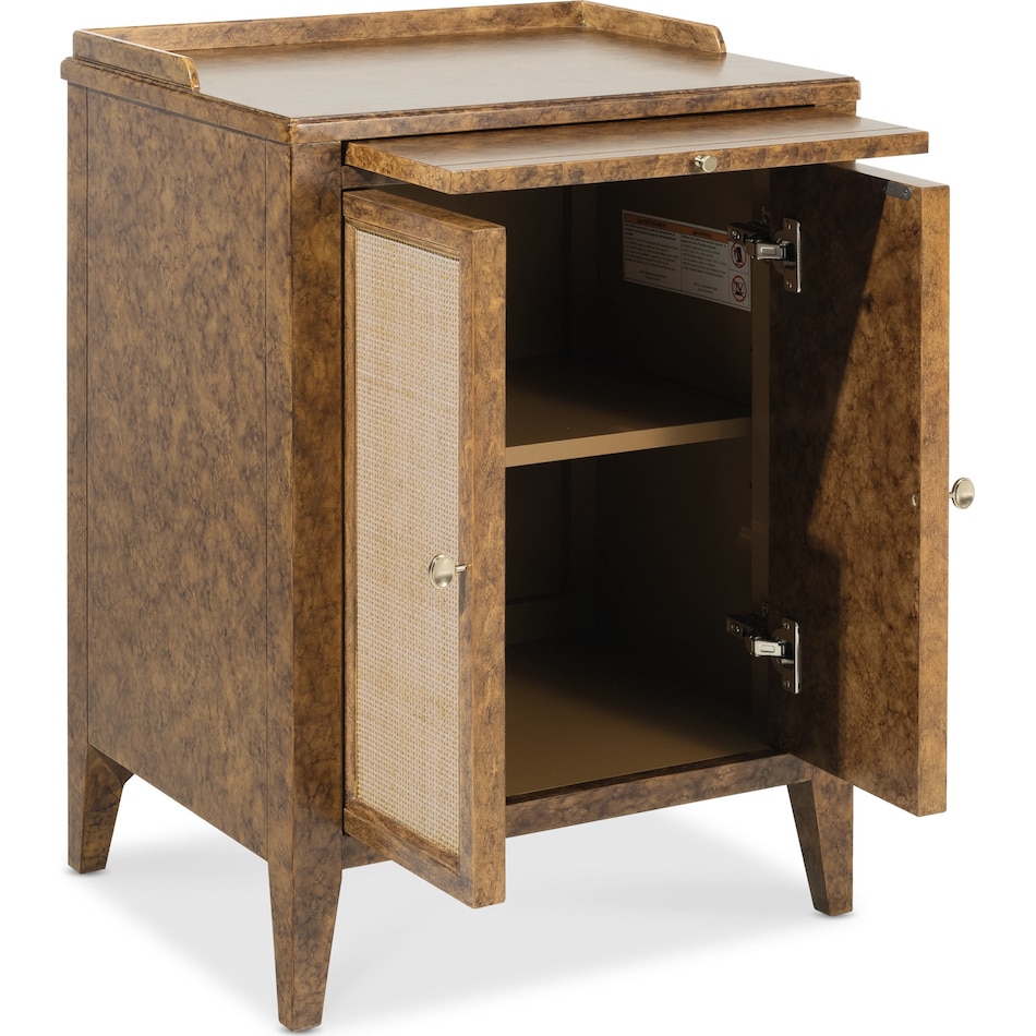 medium wood     