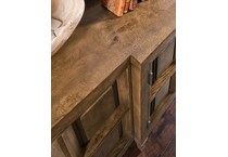 medium wood     