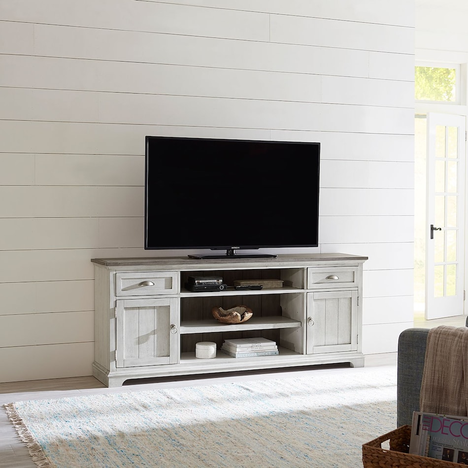 white w tv  