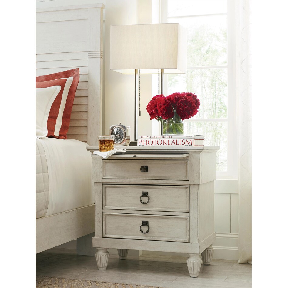 whites creams beiges    